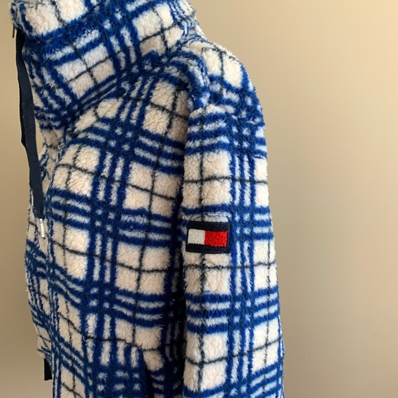 Women’s Plaid Bomber Fleece Jacket - Picture 7 of 13